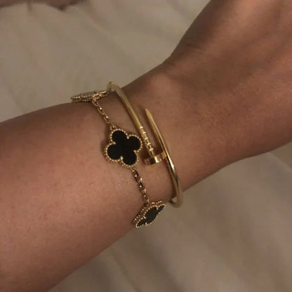 CLOVER | Black/Silver Bracelet