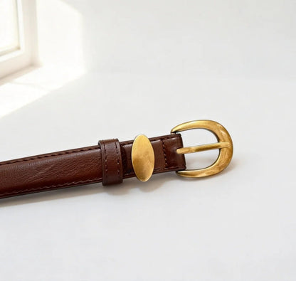 Victoria | Classic Leather Belt with Elegant Buckle